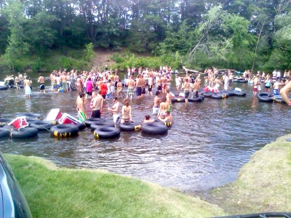 Apple River Hideaway Campground And Tubing photo 2