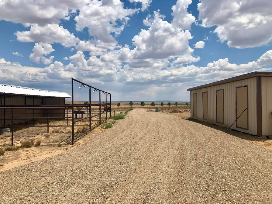 Cuervo Mountain RV Park & Horse Hotel photo 4