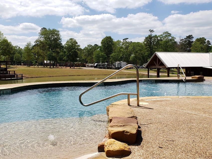 7 Bridges RV Resort photo 6