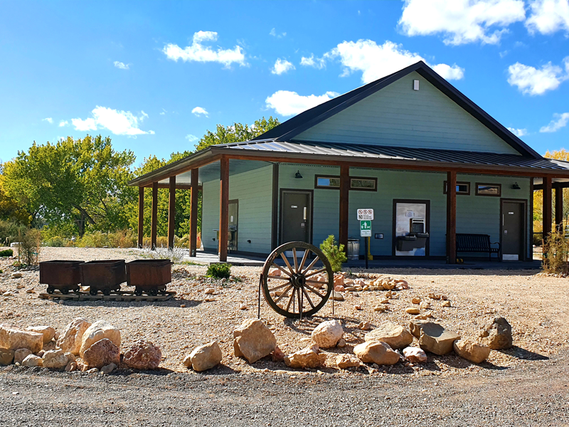 Bryce Valley Ranch RV and Horse Park photo 5