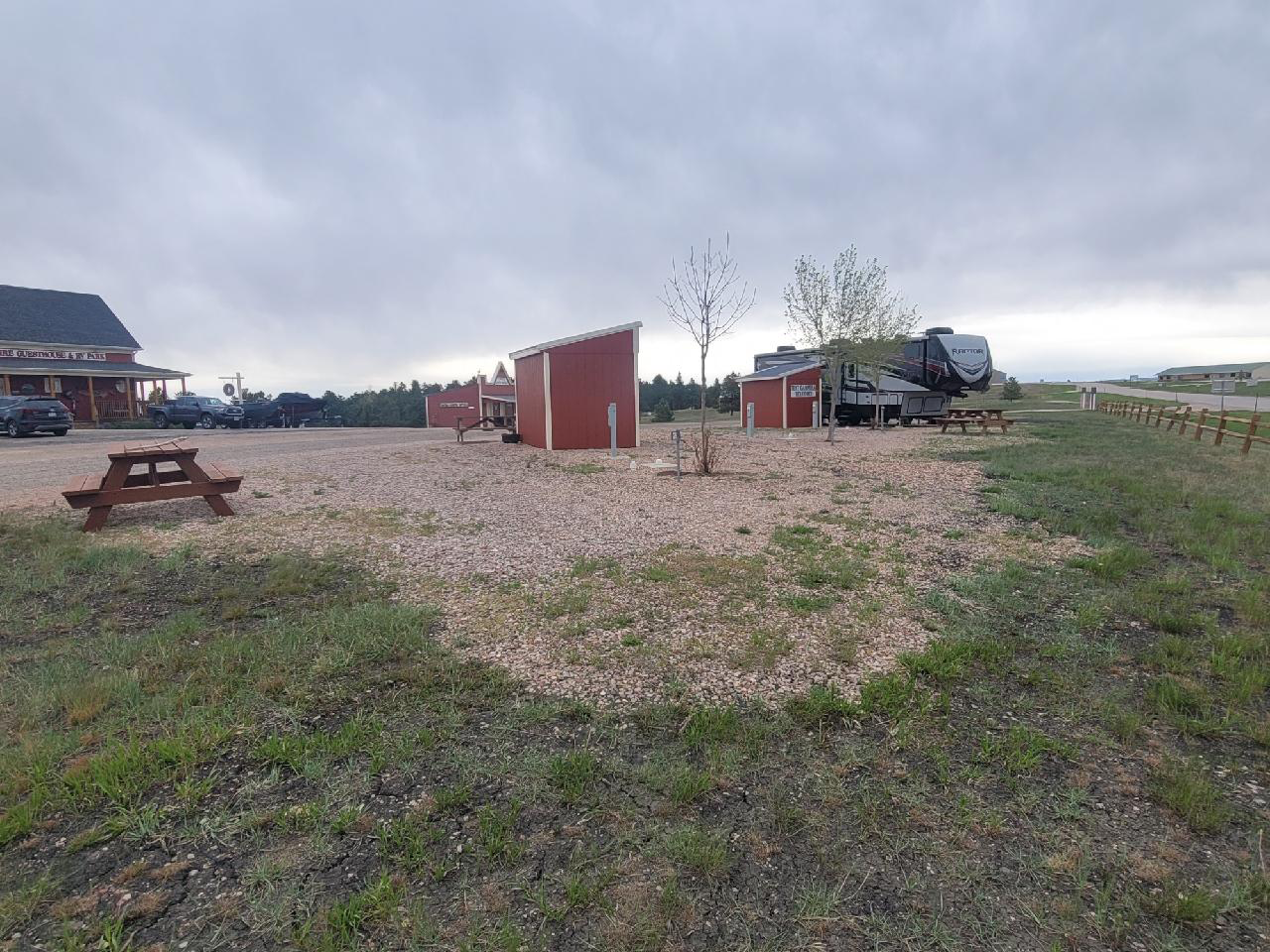 Empire Lodge photo 9