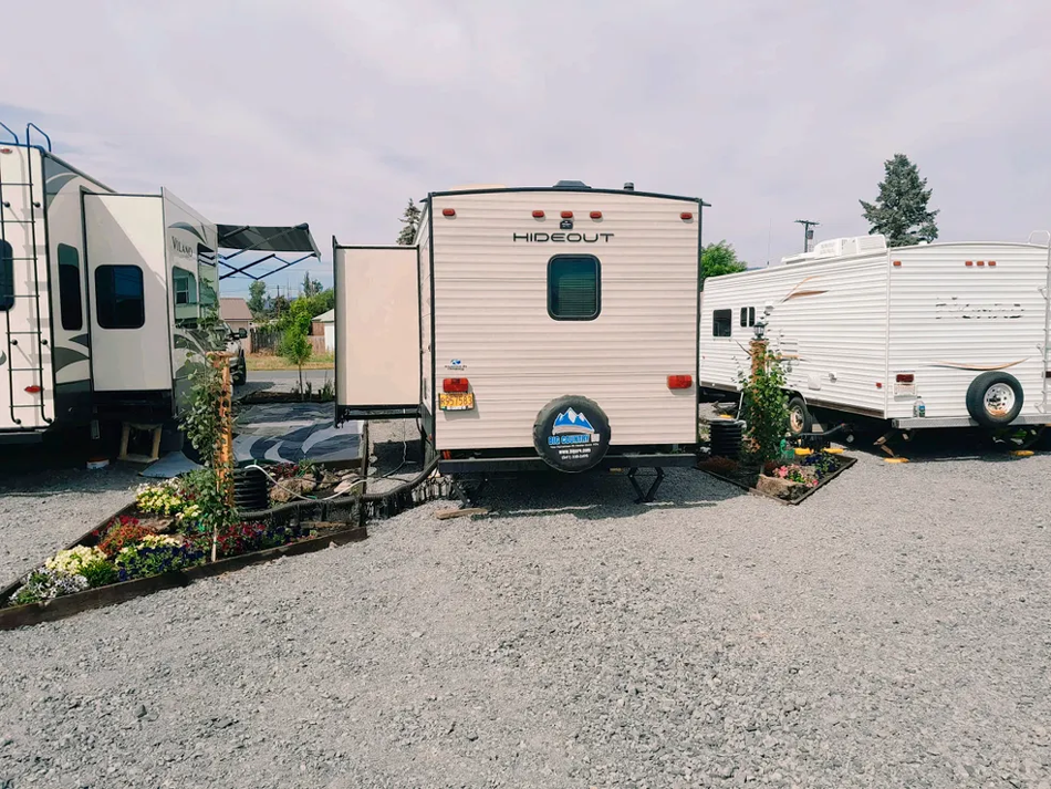 Broadway RV Park photo 3