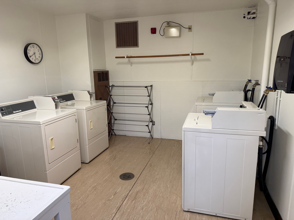 BaseCamp RV photo 8