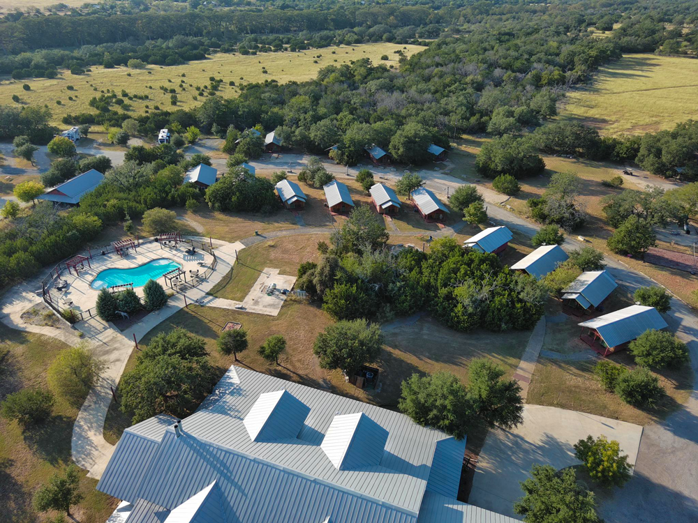 Antler Oaks Lodge and RV Resort