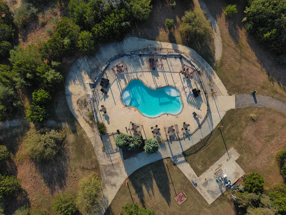Antler Oaks Lodge and RV Resort photo 5